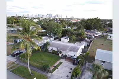 1038 NW 11th Ct, Fort Lauderdale, FL 33311 - Photo 24