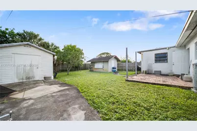 1038 NW 11th Ct, Fort Lauderdale, FL 33311 - Photo 18
