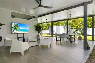 6140 SW 65th Ave, South Miami, FL 33143 - Photo 2