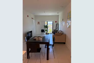 8001 NW 41st St #F-310, Doral, FL 33166 - Photo 2
