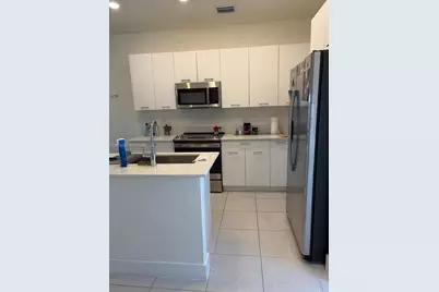 8001 NW 41st St #F-310, Doral, FL 33166 - Photo 4