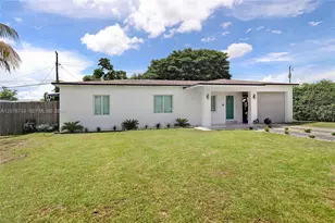 14940 Pierce St, Miami, FL 33176 - Photo 2