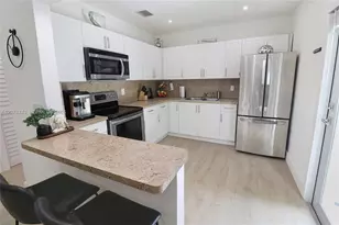 14940 Pierce St, Miami, FL 33176 - Photo 10