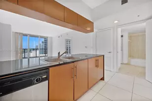 1750 N Bayshore Dr, Miami, FL 33132 - Photo 1