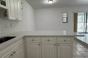 746 NW 105th Pl, Miami, FL 33172 - Photo 18
