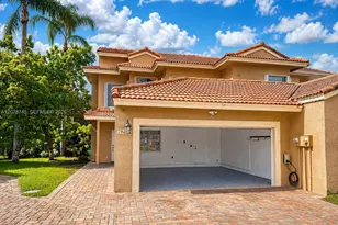 8210 NW 191st Ln, Hialeah, FL 33015 - Photo 1