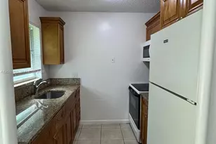 1746 N 3rd Ave N, Lake Worth, FL 33460 - Photo 4