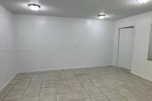 1746 N 3rd Ave N, Lake Worth, FL 33460 - Photo 6