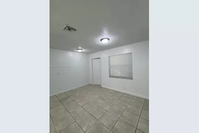 1746 N 3rd Ave N #2, Lake Worth, FL 33460 - Photo 8