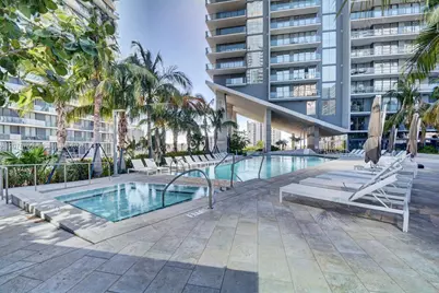 88 SW 7th St #1511, Miami, FL 33130 - Photo 36