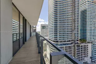 88 SW 7th St, Miami, FL 33130 - Photo 22