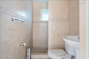 17122 SW 156th Ct, Miami, FL 33187 - Photo 32