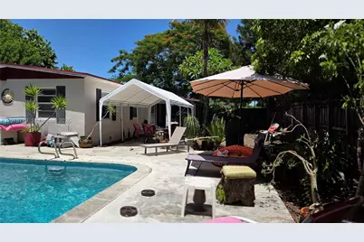 298 NE 46th St, Deerfield Beach, FL 33064 - Photo 26