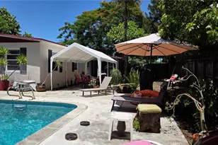 298 NE 46th St, Deerfield Beach, FL 33064 - Photo 26