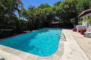298 NE 46th St, Deerfield Beach, FL 33064 - Photo 22