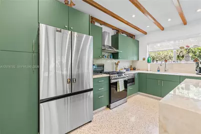 6811 SW 48th Ter, Miami, FL 33155 - Photo 10