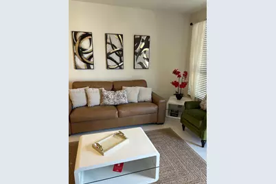 610 NE 2nd St #304, Dania Beach, FL 33004 - Photo 16