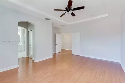 8450 NW 113th Psge, Doral, FL 33178 - Photo 16