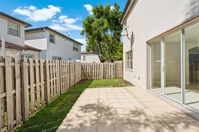8450 NW 113th Psge, Doral, FL 33178 - Photo 28