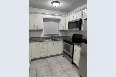 1746 N 3rd Ave N #3, Lake Worth, FL 33460 - Photo 2