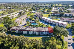300 S Hollybrook Dr, Pembroke Pines, FL 33025 - Photo 30
