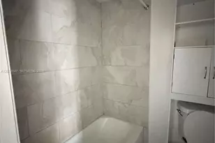 1560 SW 5th St, Miami, FL 33135 - Photo 4