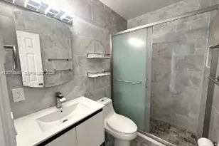 2344 NE 12th St, Pompano Beach, FL 33062 - Photo 14