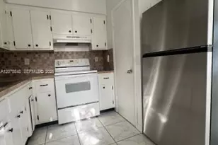 2344 NE 12th St, Pompano Beach, FL 33062 - Photo 18