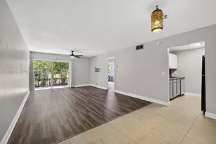 725 Hummingbird Way, North Palm Beach, FL 33408 - Photo 2