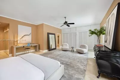 205 S Shore Dr S, Miami, FL 33133 - Photo 10