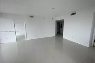 488 NE 18th St, Miami, FL 33132 - Photo 8