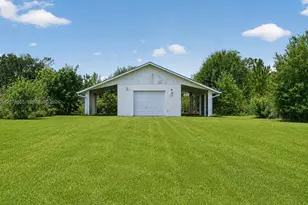 5300 Cypress Grove Cir, Other City - In The State Of Florida, FL 33982 - Photo 4