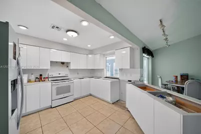 5300 Cypress Grove Circle, Other City - In The State Of Florida, FL 33982 - Photo 8
