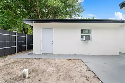 1521 NW 33rd St, Miami, FL 33142 - Photo 16