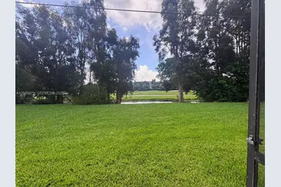 10325 NW 11th St #101, Pembroke Pines, FL 33026 - Photo 2