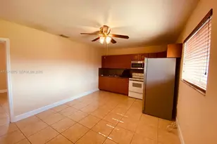 2272 NW 66th St, Miami, FL 33147 - Photo 10