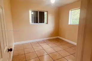 2272 NW 66th St, Miami, FL 33147 - Photo 26
