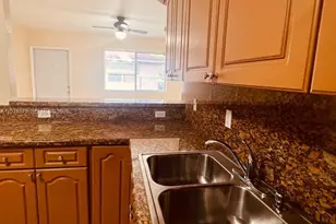2272 NW 66th St, Miami, FL 33147 - Photo 32