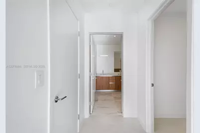 1400 Biscayne Blvd #4504, Miami, FL 33132 - Photo 34