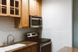 2129 NW 75th St, Miami, FL 33147 - Photo 20