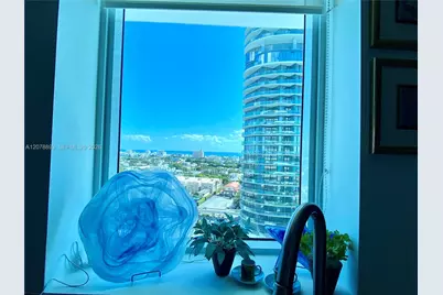 520 West Ave #1604, Miami Beach, FL 33139 - Photo 12