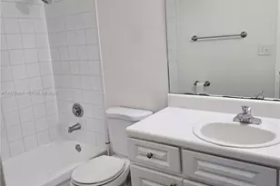 4910 NW 79th Ave, Doral, FL 33166 - Photo 6
