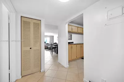 7610 Stirling Rd #206F, Davie, FL 33024 - Photo 16