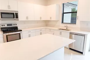 12949 SW 229th St, Miami, FL 33170 - Photo 8