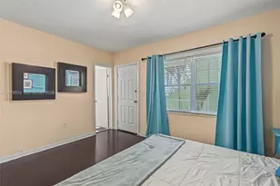 915 8th St, Miami Beach, FL 33139 - Photo 10