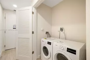 580 72nd St, Miami Beach, FL 33141 - Photo 18