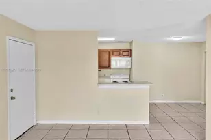 10765 Cleary Blvd, Plantation, FL 33324 - Photo 8