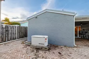 11660 NW 38th Pl, Sunrise, FL 33323 - Photo 36