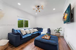 9067 NW 169th St, Miami Lakes, FL 33018 - Photo 10
