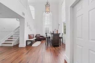 9067 NW 169th St, Miami Lakes, FL 33018 - Photo 6